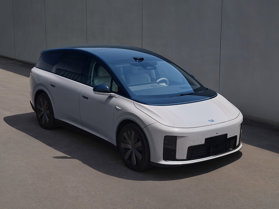 新款理想 i8 纯电 SUV 申报，首次增加单电机版本